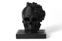 Pixelated Black Skull - Küçük görsel 1