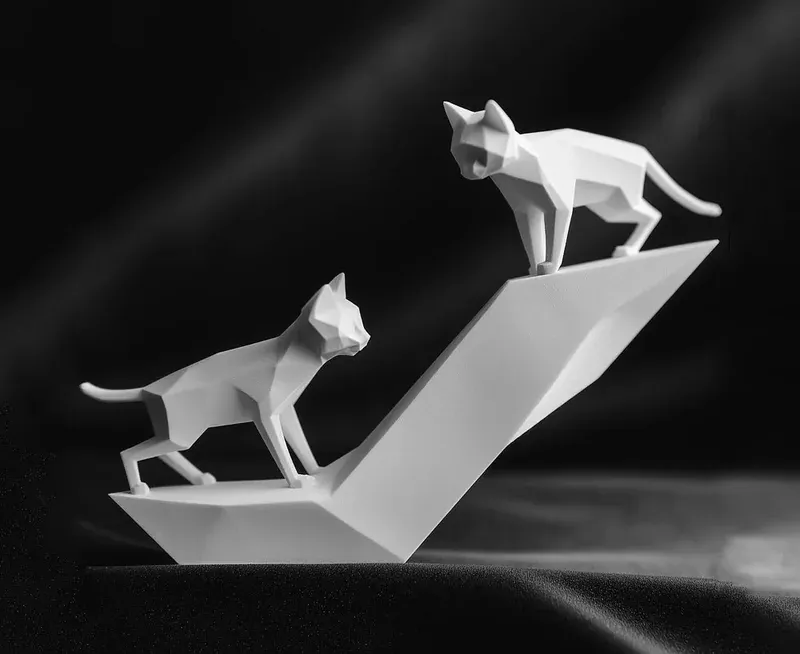 Playing Cats Sculpture - 1